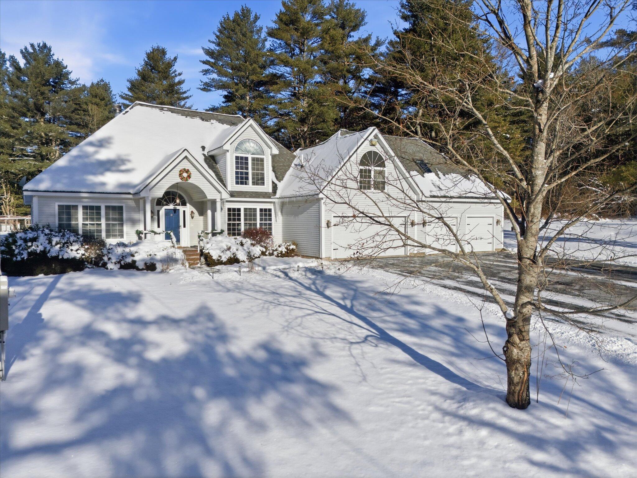 692 Kennebec Road Hampden ME 04444