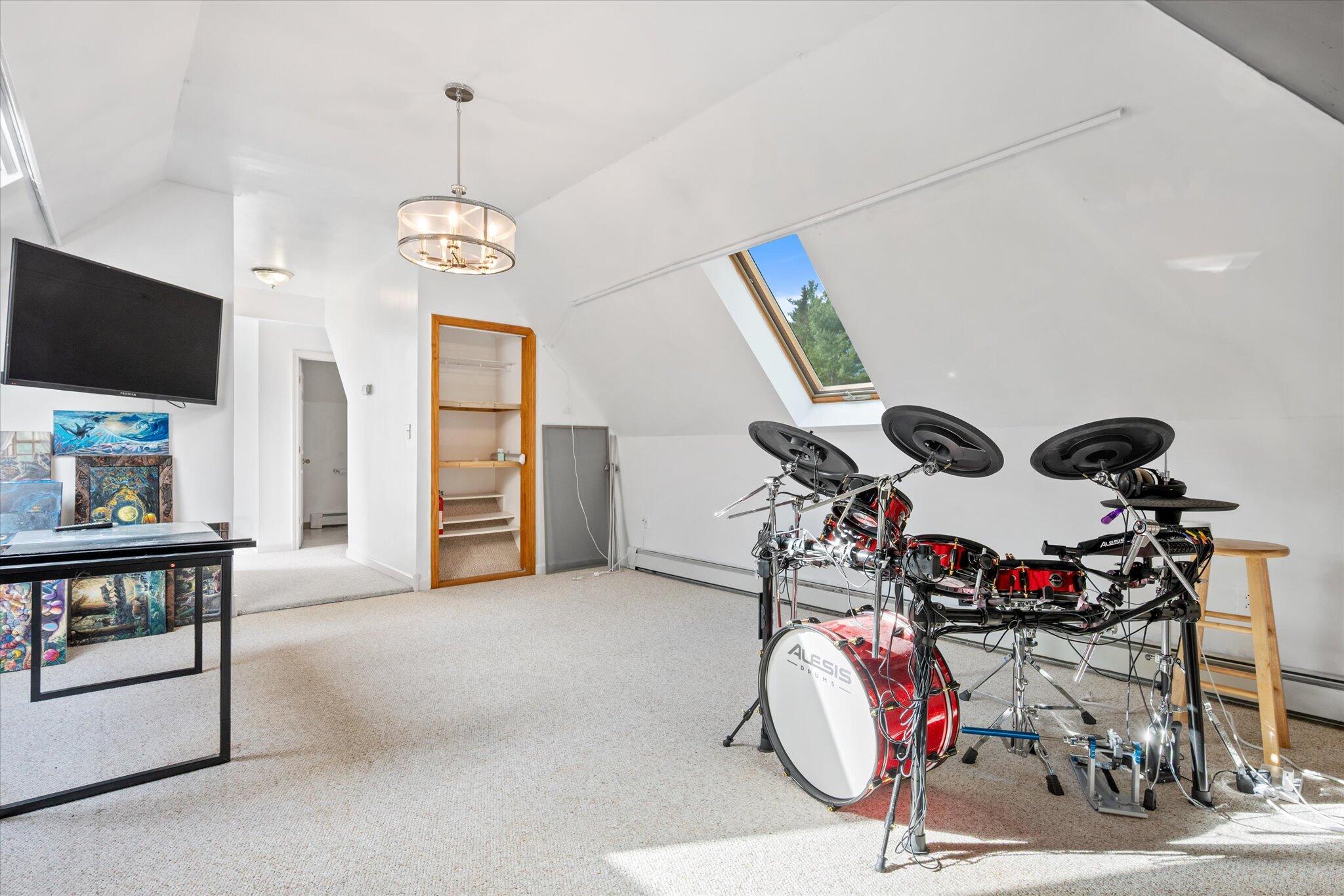 692 Kennebec Road Hampden ME 04444