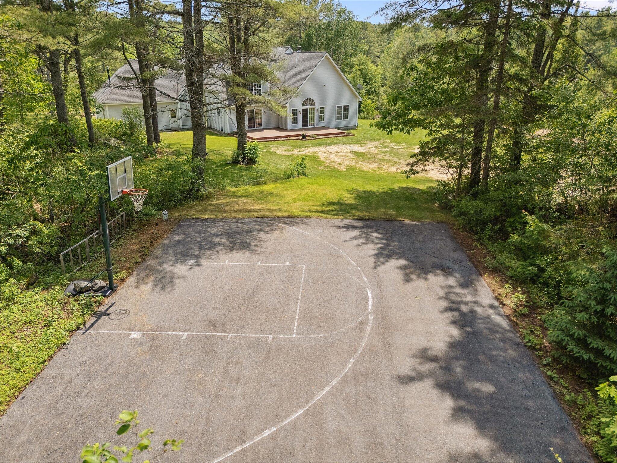 692 Kennebec Road Hampden ME 04444