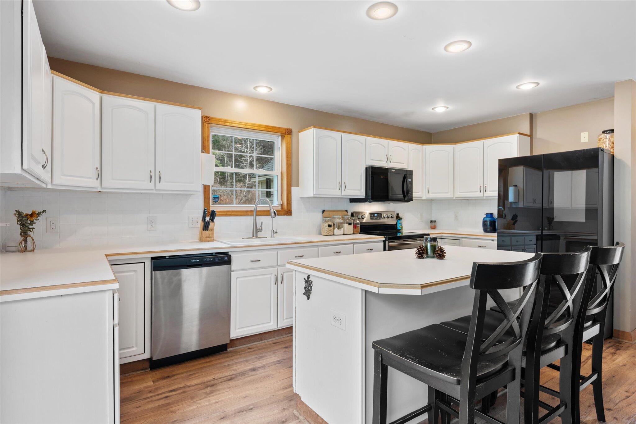 692 Kennebec Road Hampden ME 04444