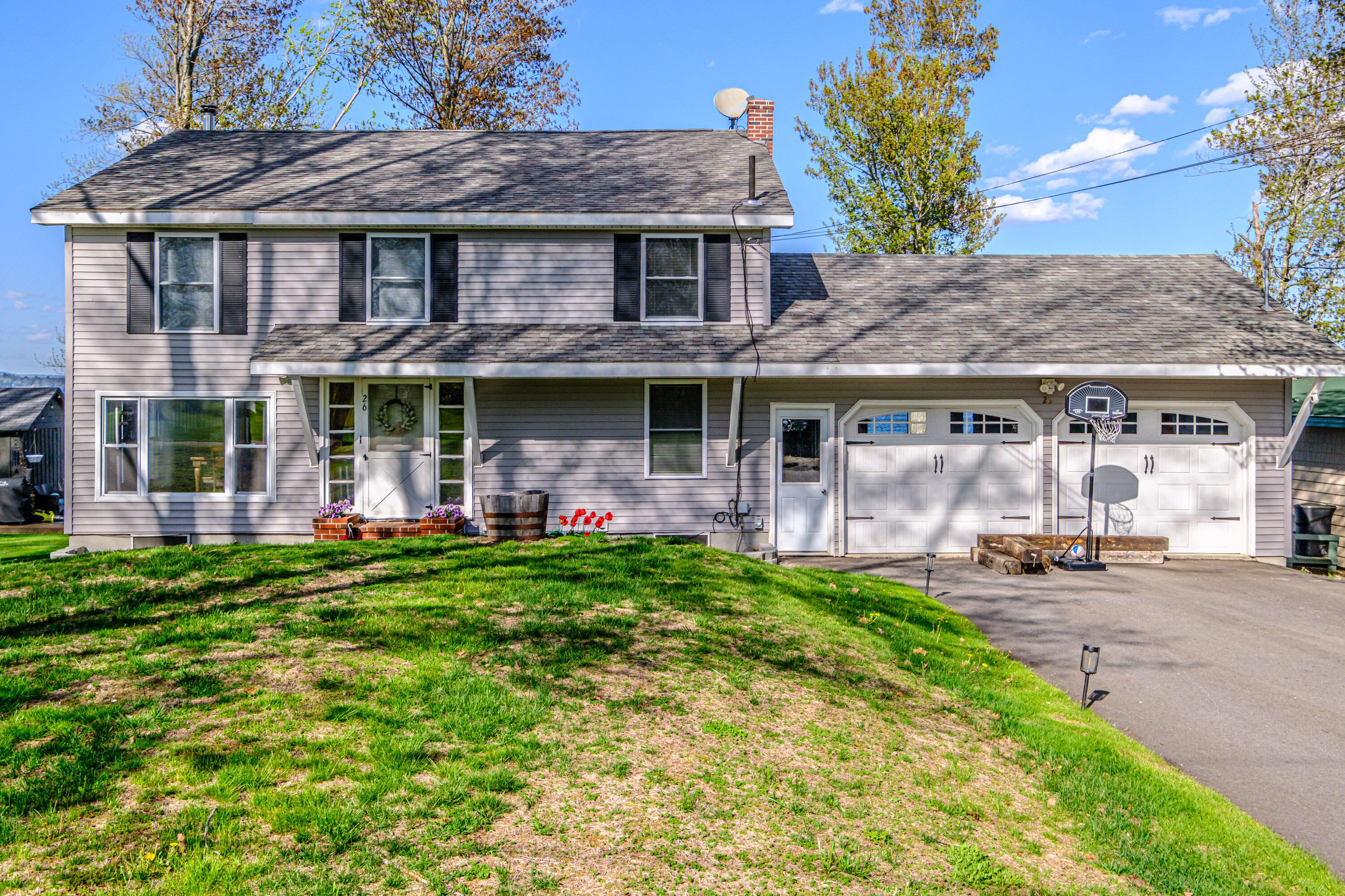 26 Lester Lane Burnham ME 04922