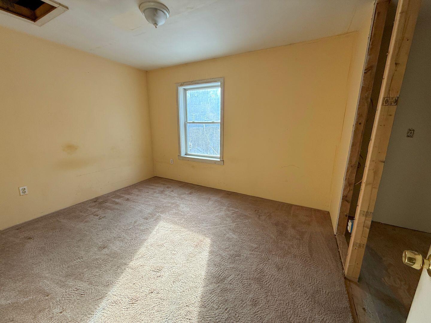 2509 Essex Street Orono ME 04473