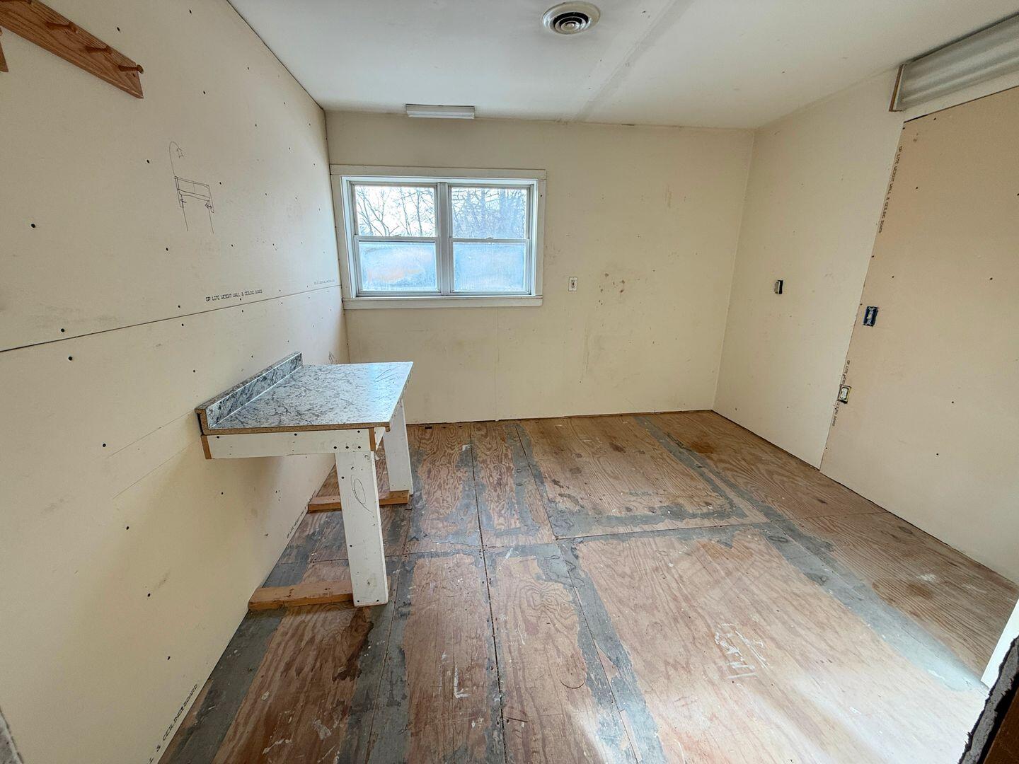 2509 Essex Street Orono ME 04473