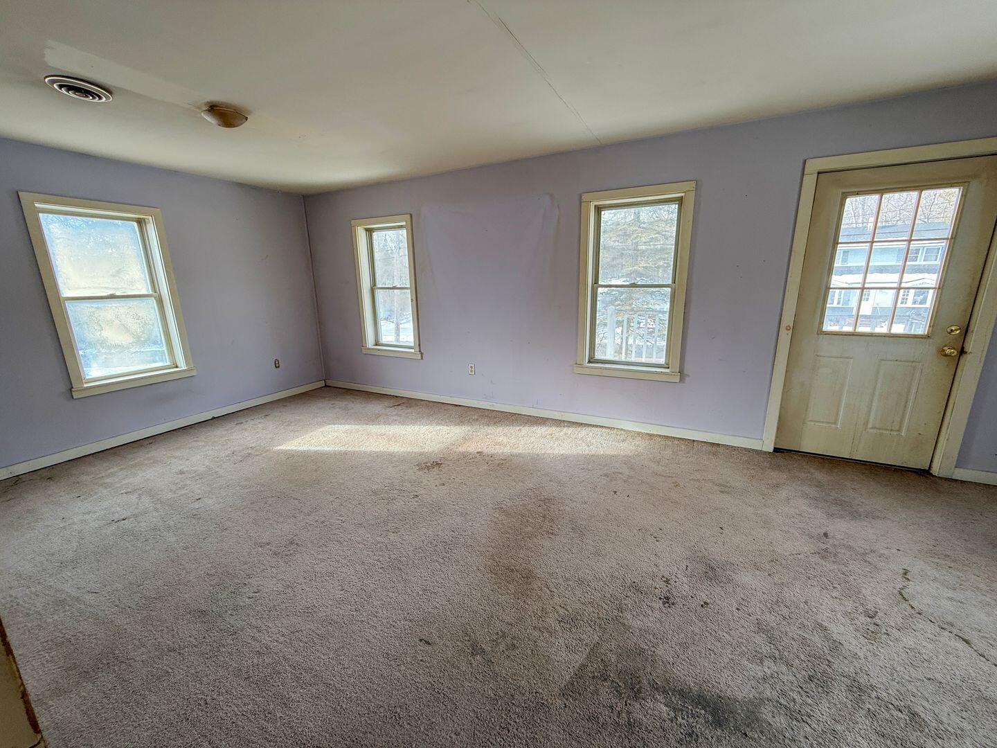 2509 Essex Street Orono ME 04473