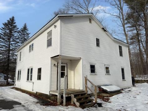 2509 Essex Street Orono ME 04473