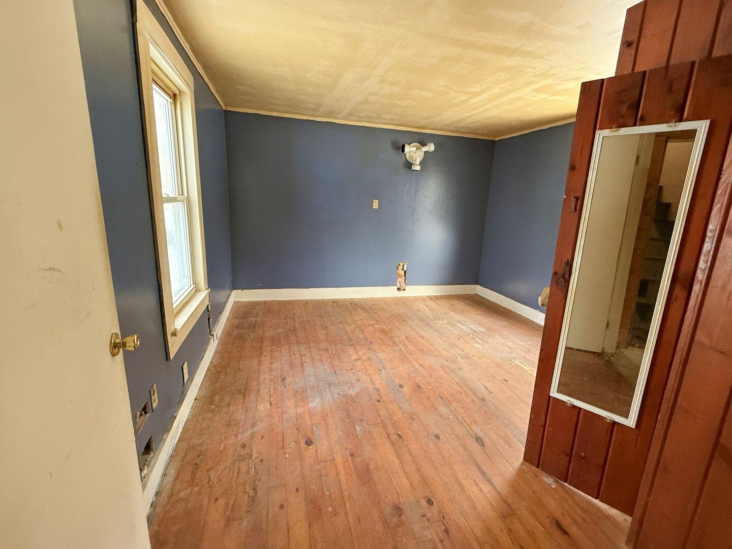 2509 Essex Street Orono ME 04473