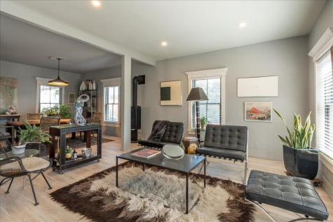 17 Mountain Street Camden ME 04843