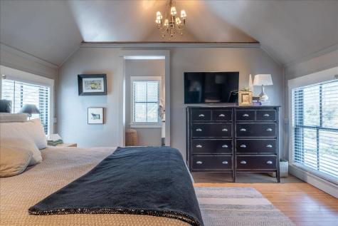 17 Mountain Street Camden ME 04843