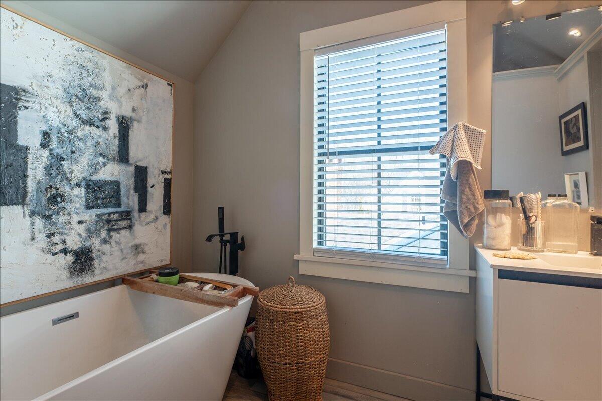 17 Mountain Street Camden ME 04843