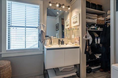 17 Mountain Street Camden ME 04843