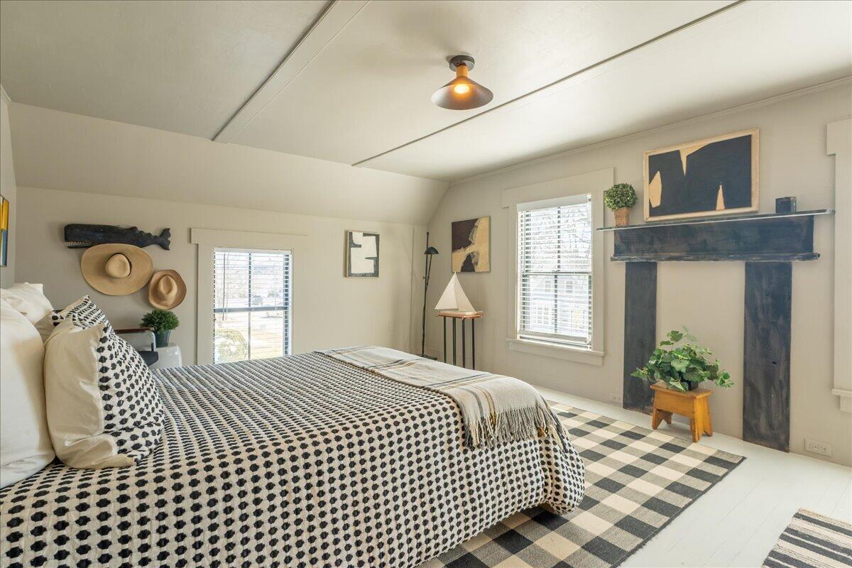 17 Mountain Street Camden ME 04843