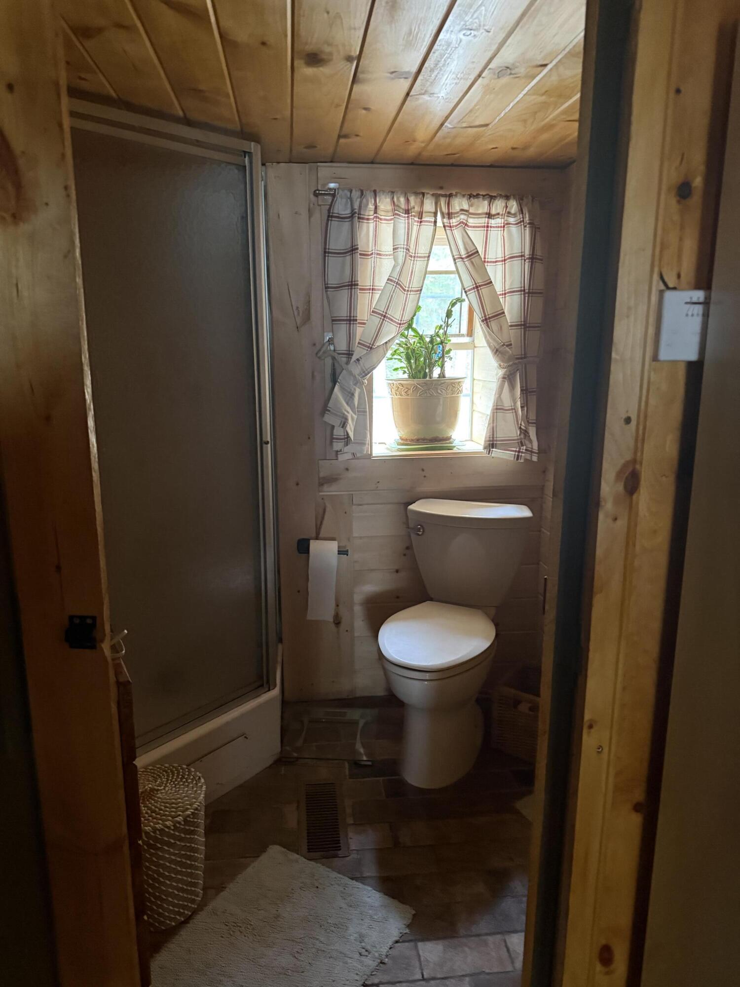 105 Cross Road Stetson ME 04488