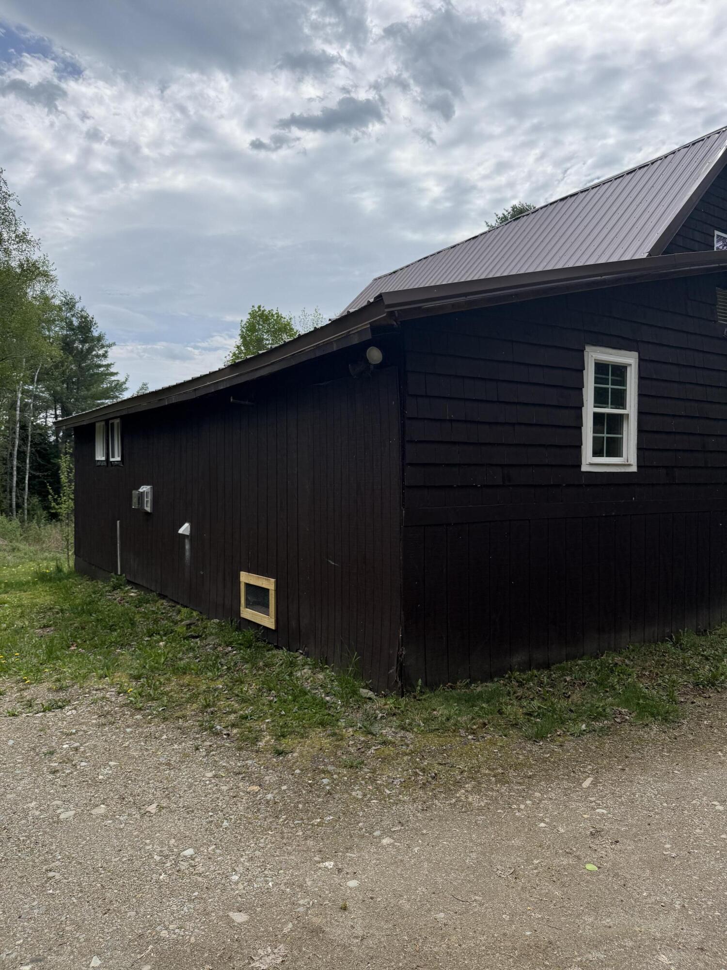 105 Cross Road Stetson ME 04488
