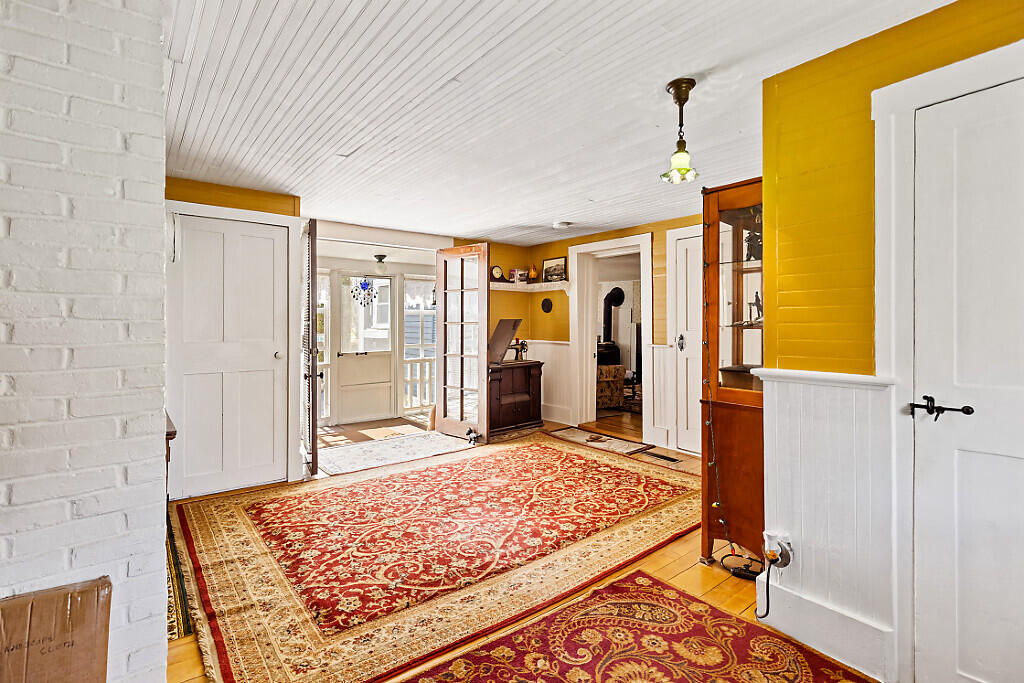 1023 Pond Road Sidney ME 04330