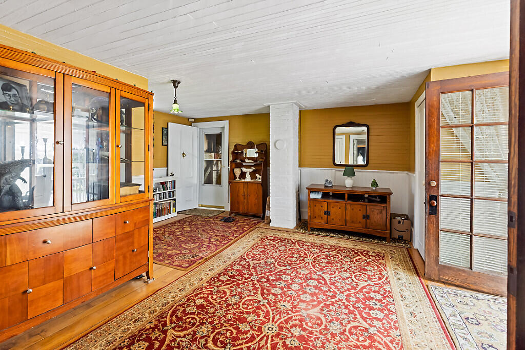 1023 Pond Road Sidney ME 04330