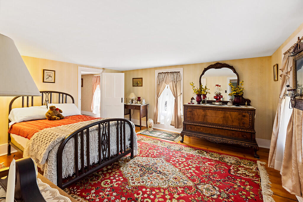 1023 Pond Road Sidney ME 04330