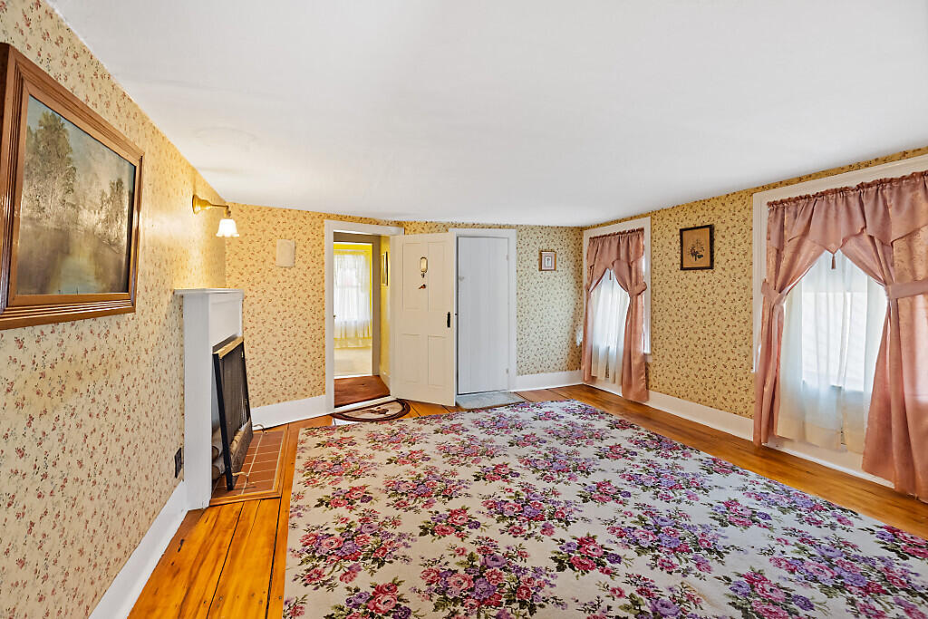 1023 Pond Road Sidney ME 04330
