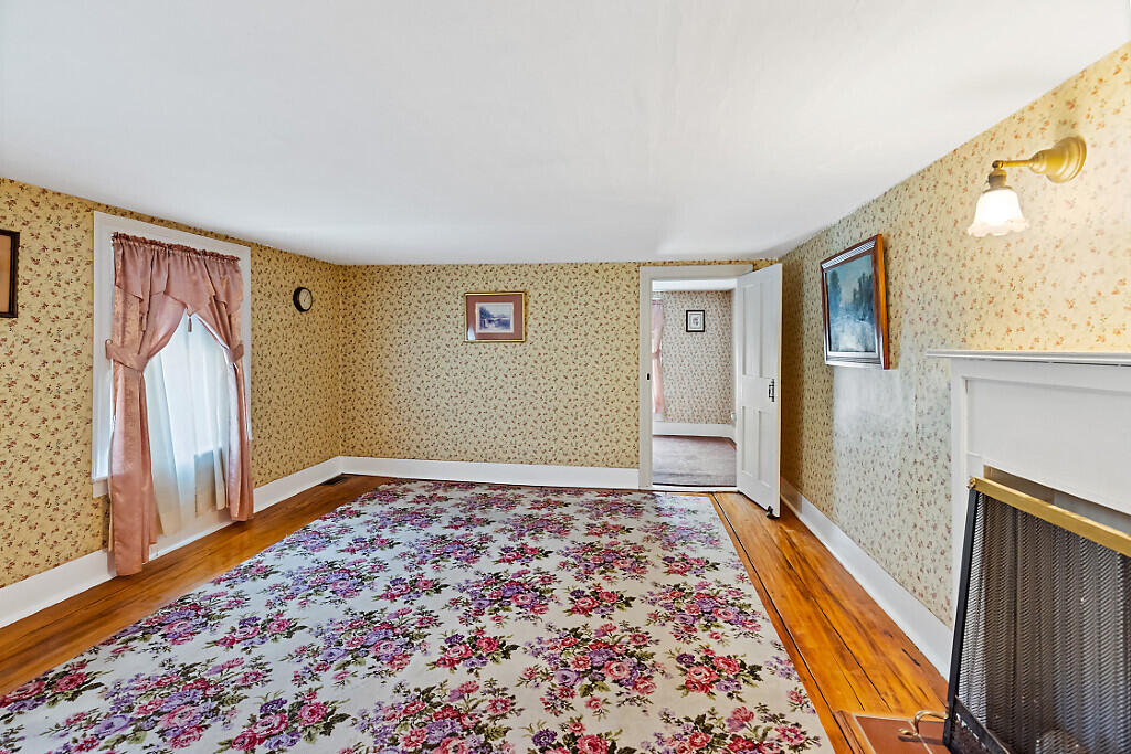 1023 Pond Road Sidney ME 04330