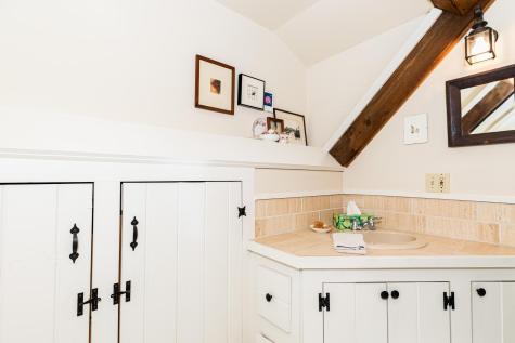 180 Clay Hill Road York ME 03902