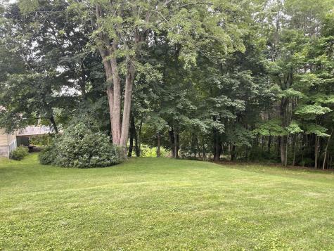29 Delcliffe Lane Lewiston ME 04240