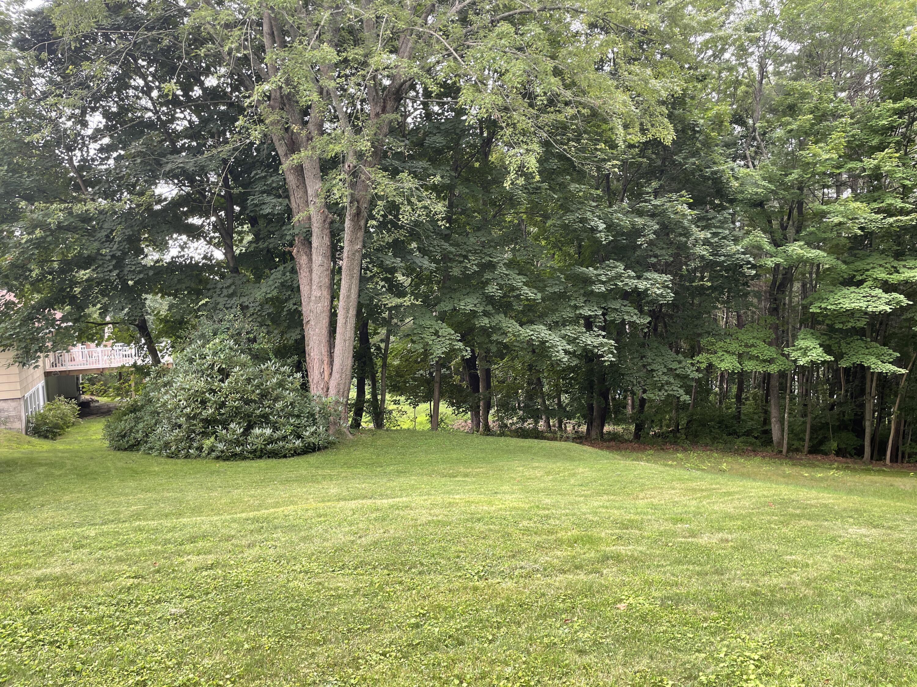 29 Delcliffe Lane Lewiston ME 04240