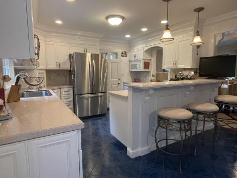 29 Delcliffe Lane Lewiston ME 04240