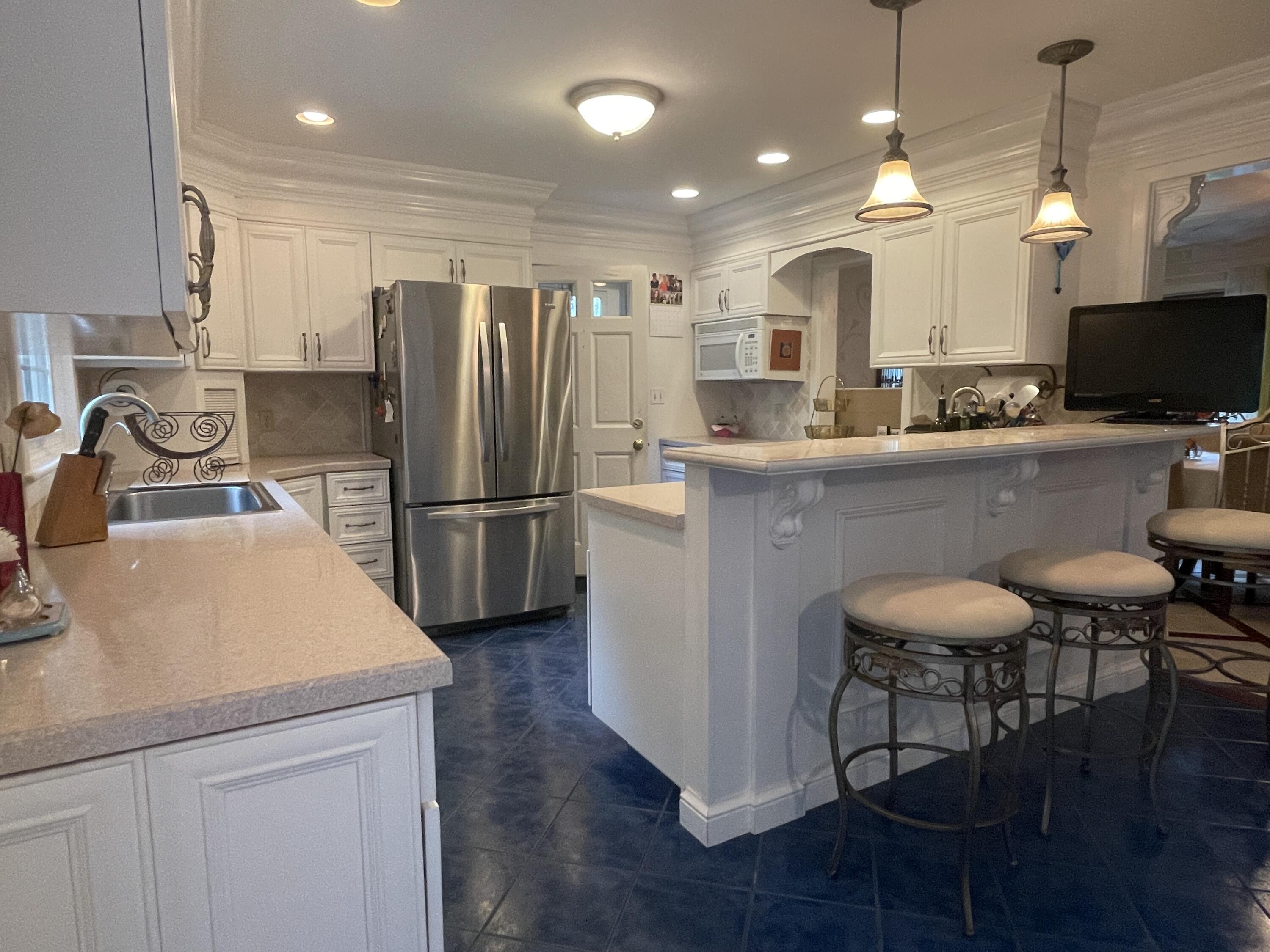 29 Delcliffe Lane Lewiston ME 04240