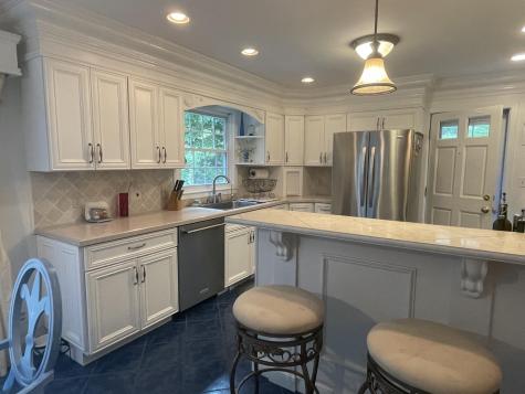 29 Delcliffe Lane Lewiston ME 04240