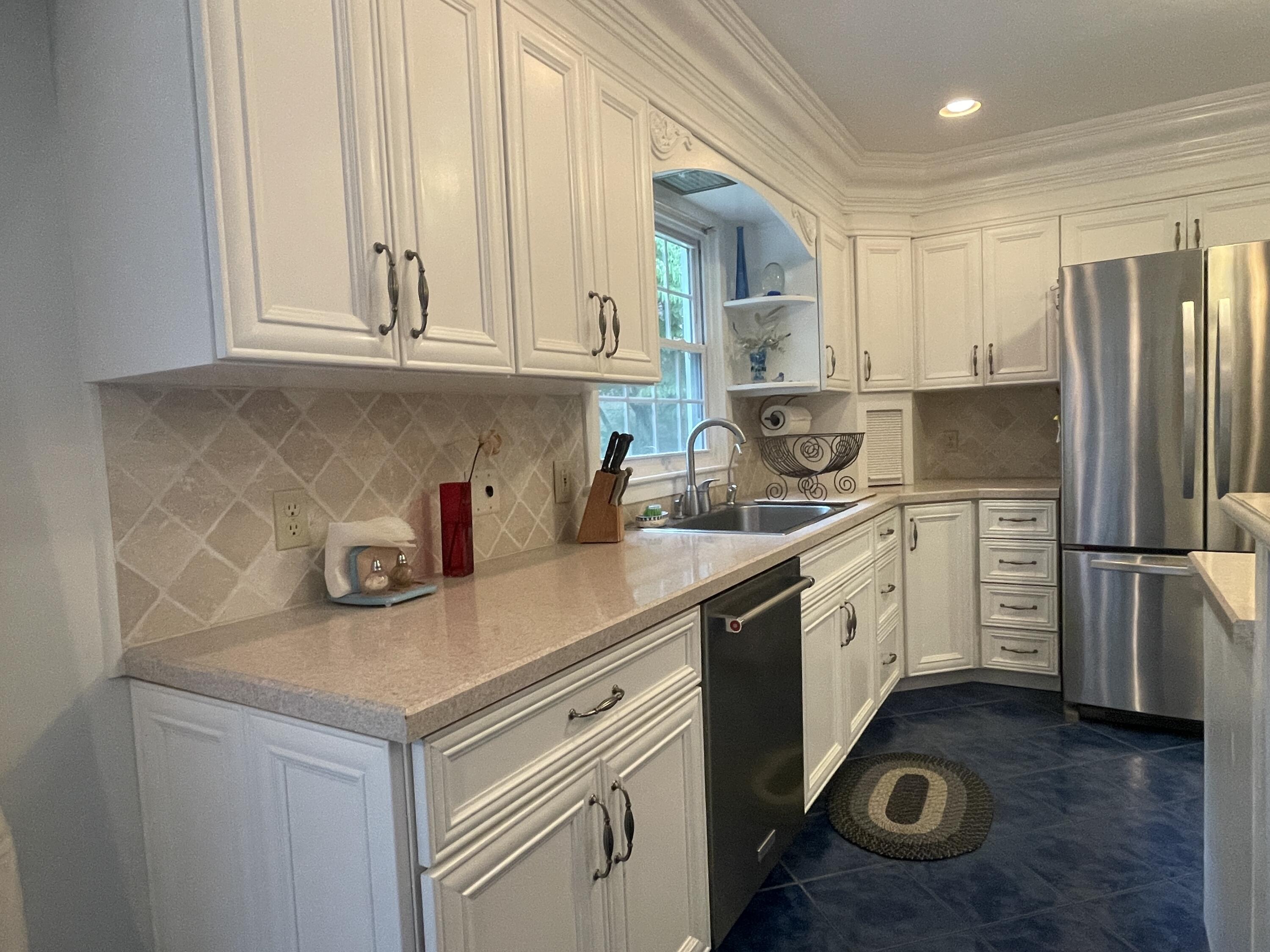 29 Delcliffe Lane Lewiston ME 04240