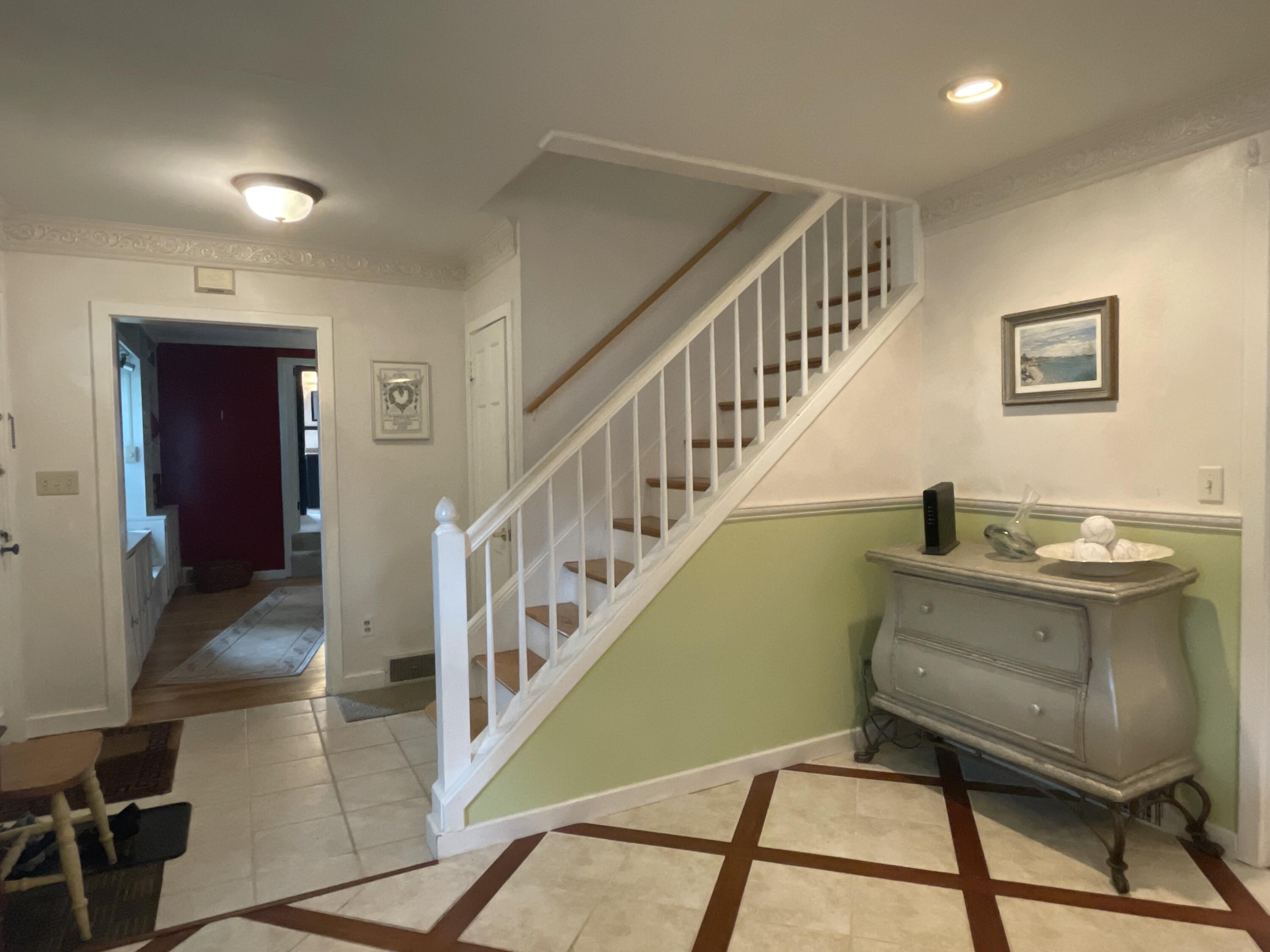 29 Delcliffe Lane Lewiston ME 04240
