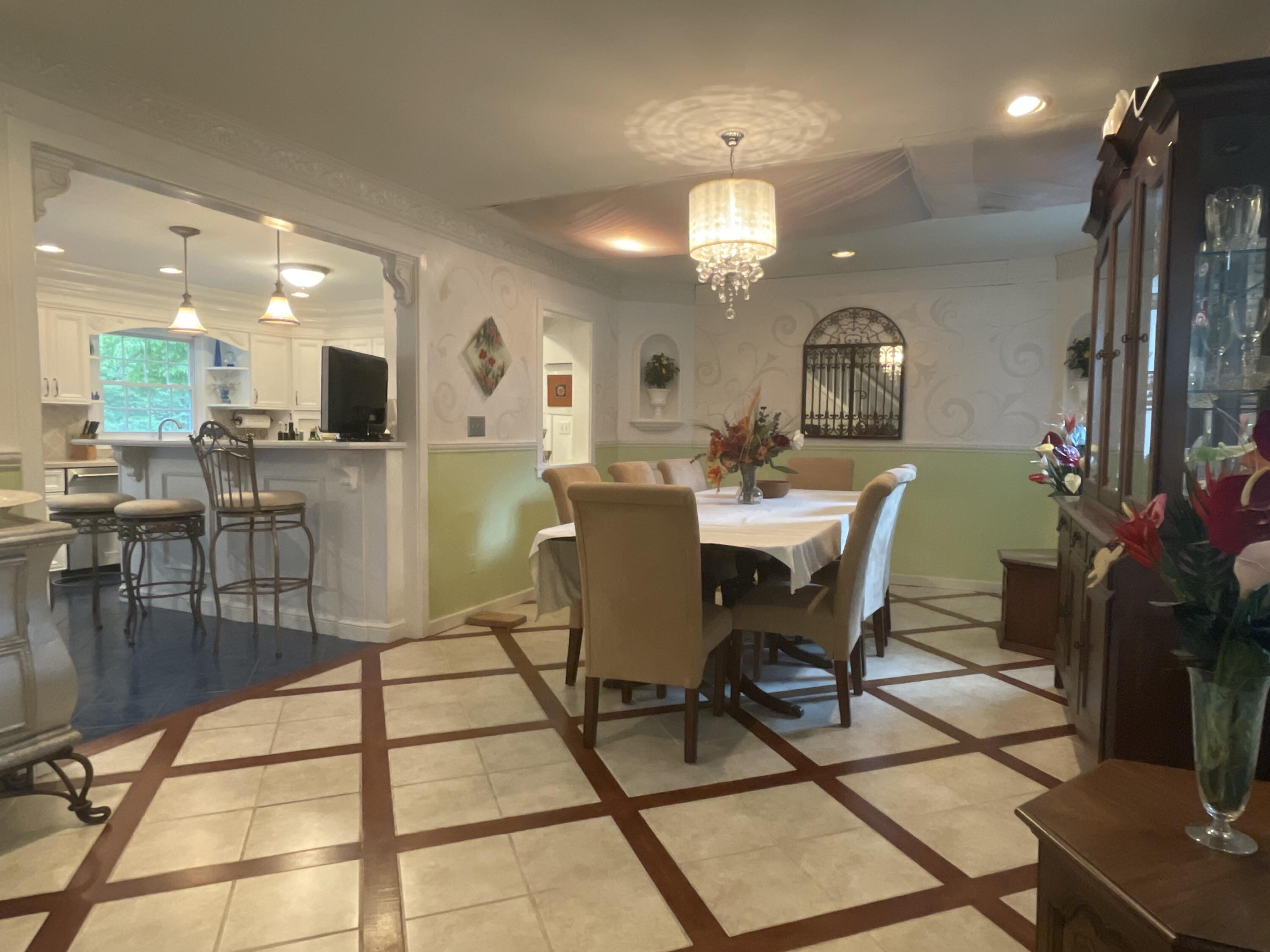 29 Delcliffe Lane Lewiston ME 04240