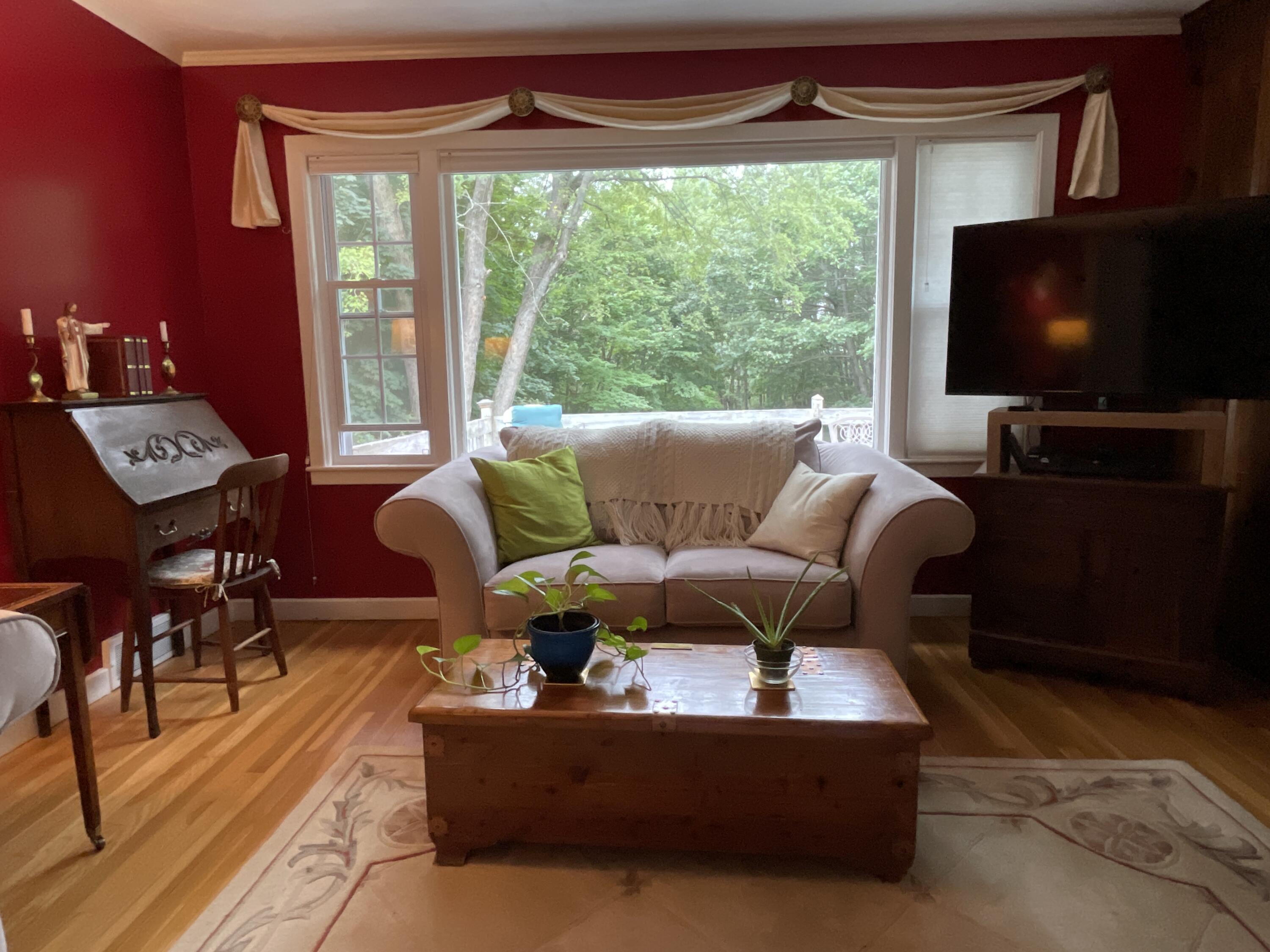 29 Delcliffe Lane Lewiston ME 04240