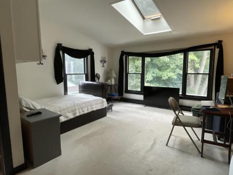 29 Delcliffe Lane Lewiston ME 04240