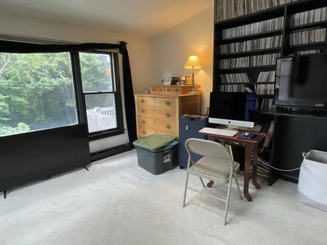 29 Delcliffe Lane Lewiston ME 04240