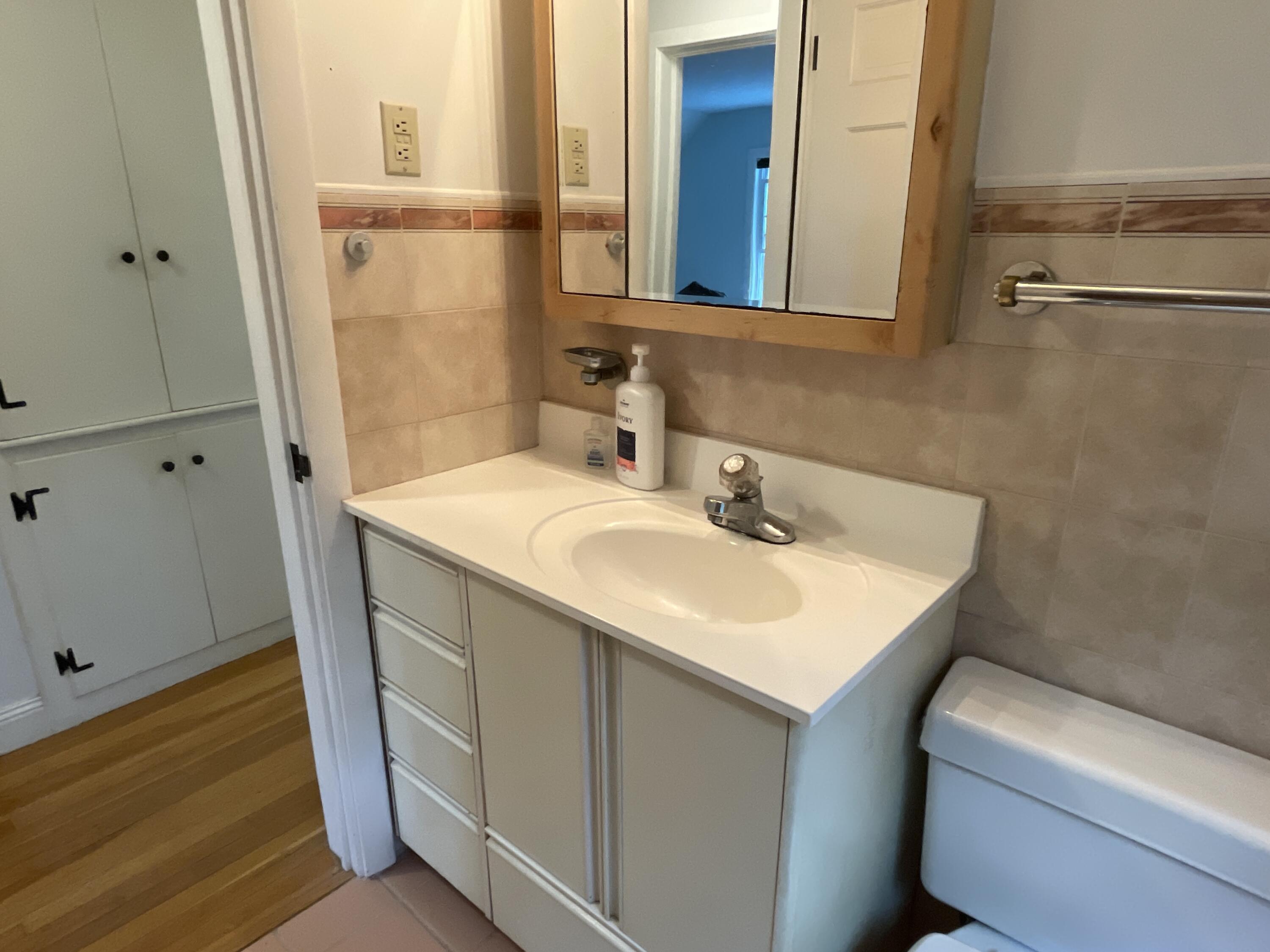 29 Delcliffe Lane Lewiston ME 04240
