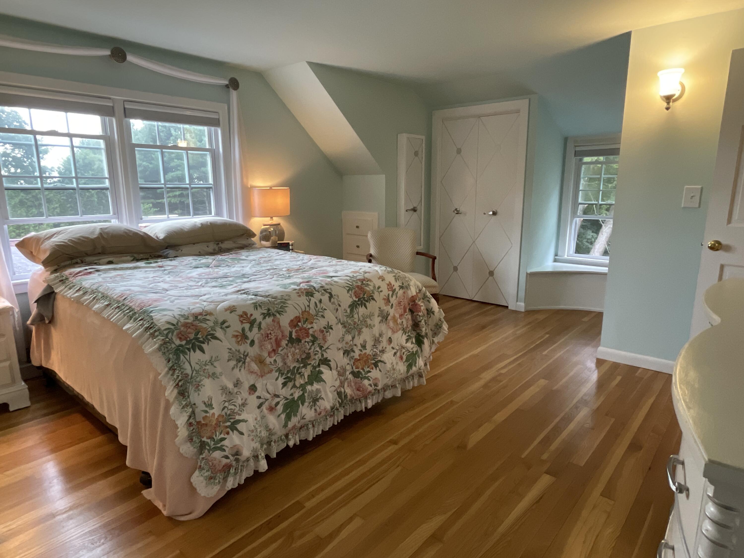 29 Delcliffe Lane Lewiston ME 04240