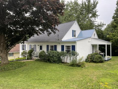 29 Delcliffe Lane Lewiston ME 04240