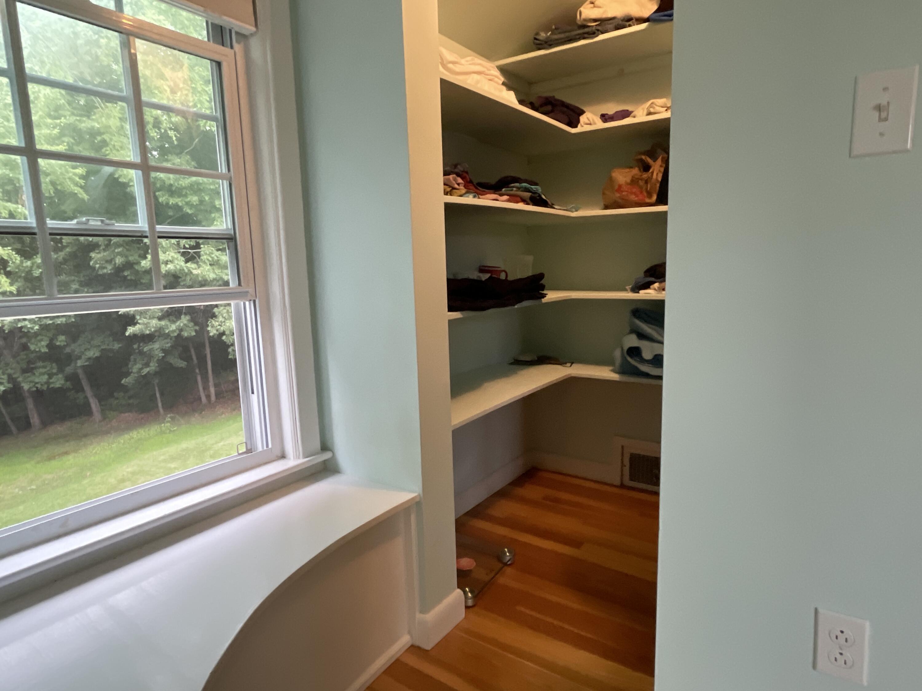 29 Delcliffe Lane Lewiston ME 04240