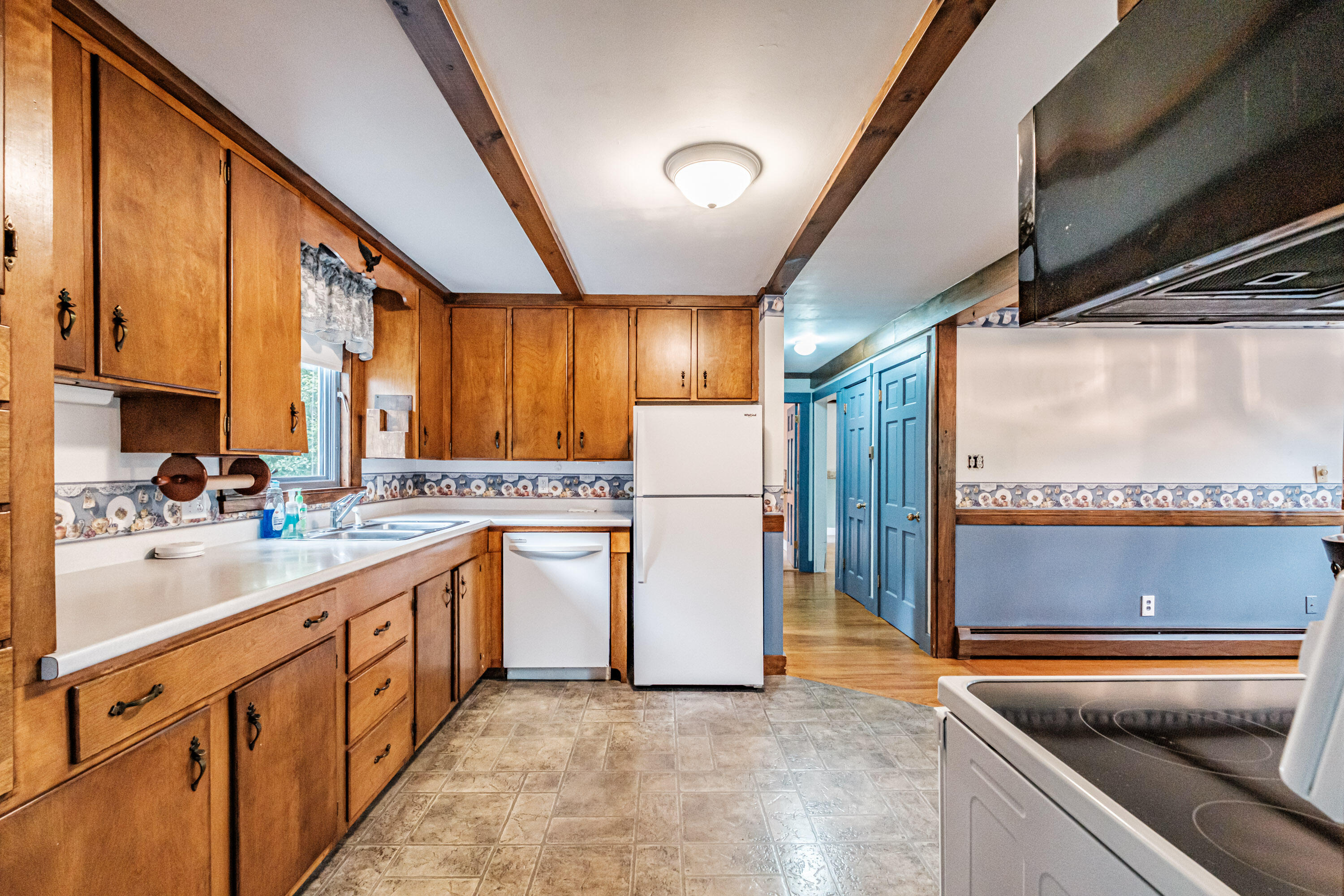 1222 Pequawket Trail Standish ME 04085