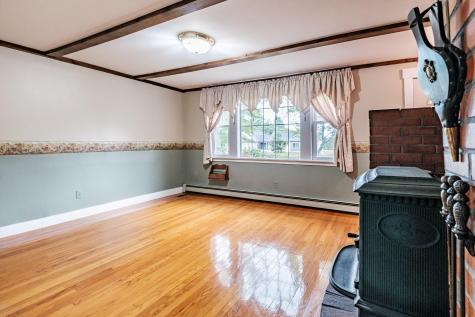 1222 Pequawket Trail Standish ME 04085