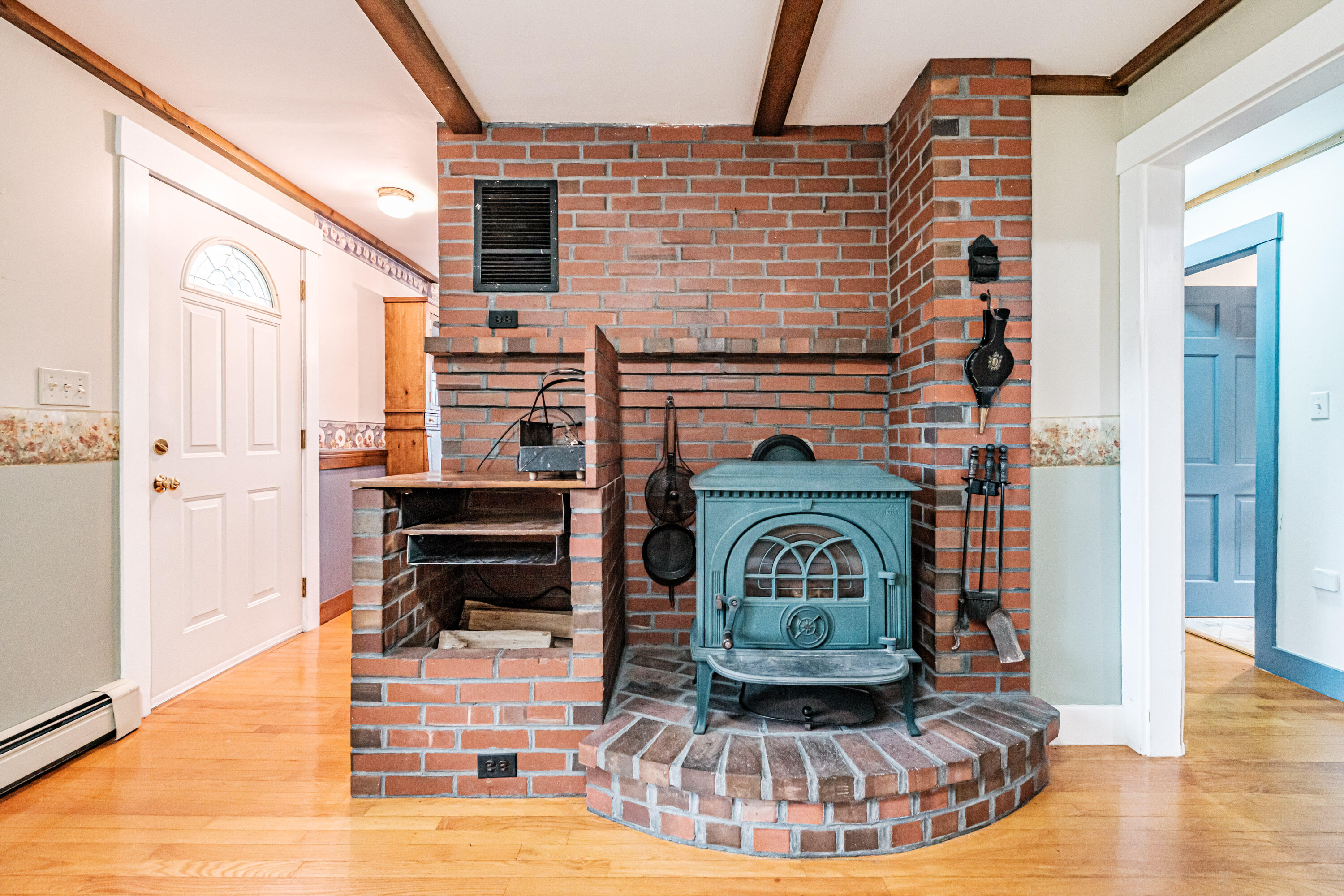 1222 Pequawket Trail Standish ME 04085