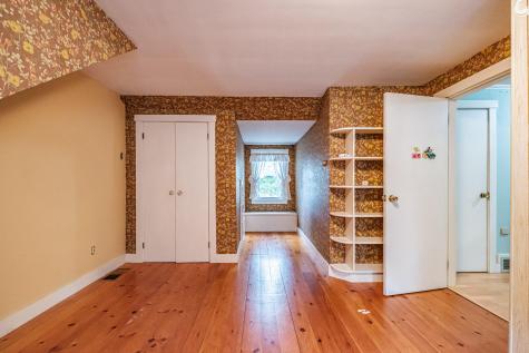 1222 Pequawket Trail Standish ME 04085