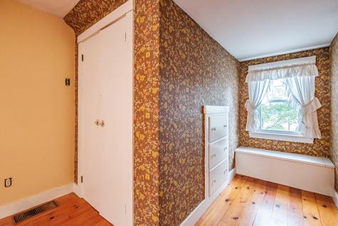 1222 Pequawket Trail Standish ME 04085