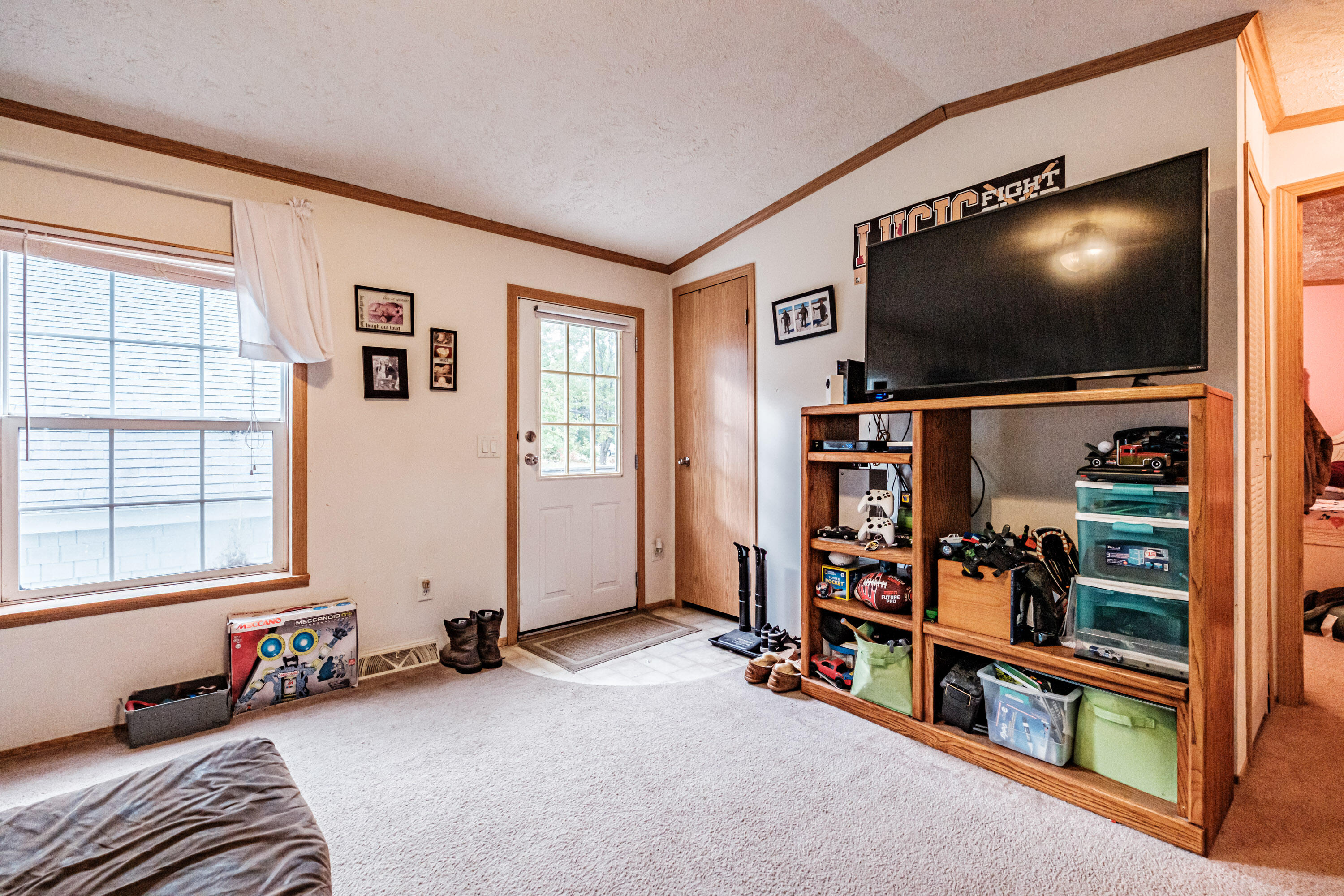1222 Pequawket Trail Standish ME 04085