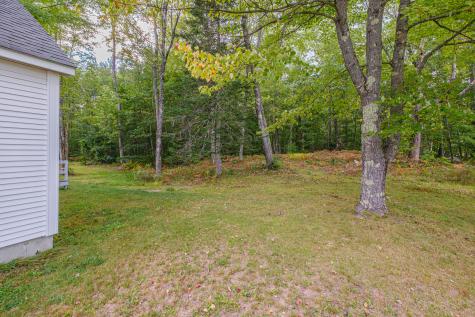 1222 Pequawket Trail Standish ME 04085