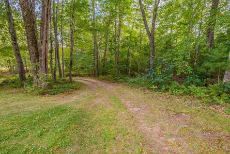 1222 Pequawket Trail Standish ME 04085