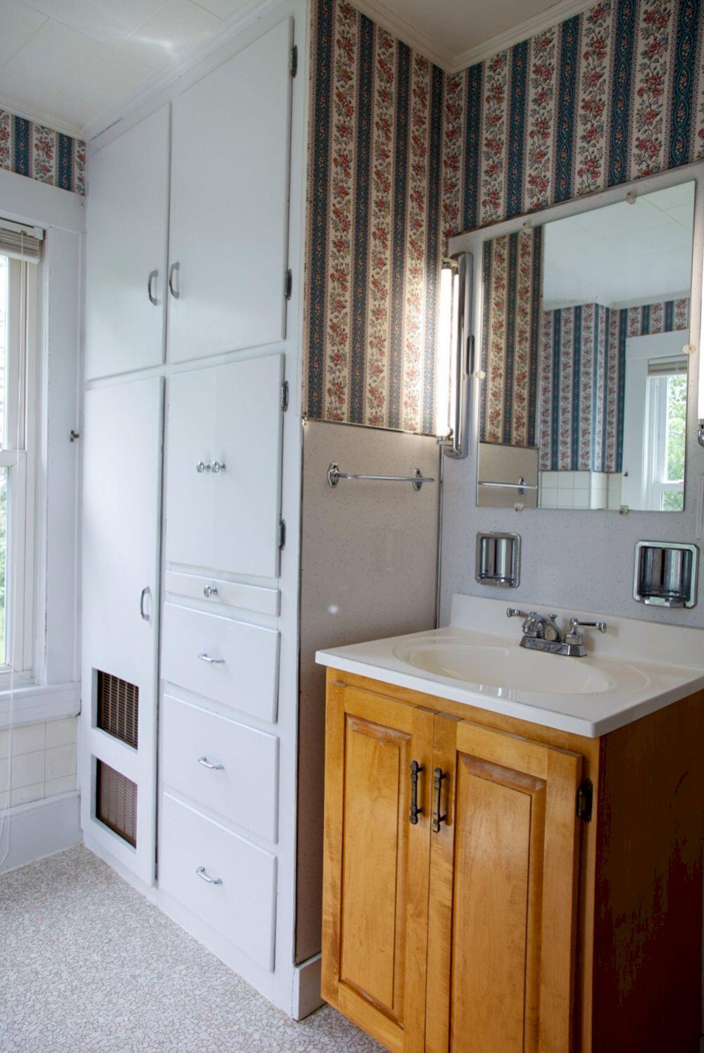 13 Mitchell Street Skowhegan ME 04976