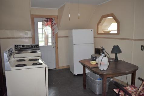 13 Lincoln Drive Lewiston ME 04240