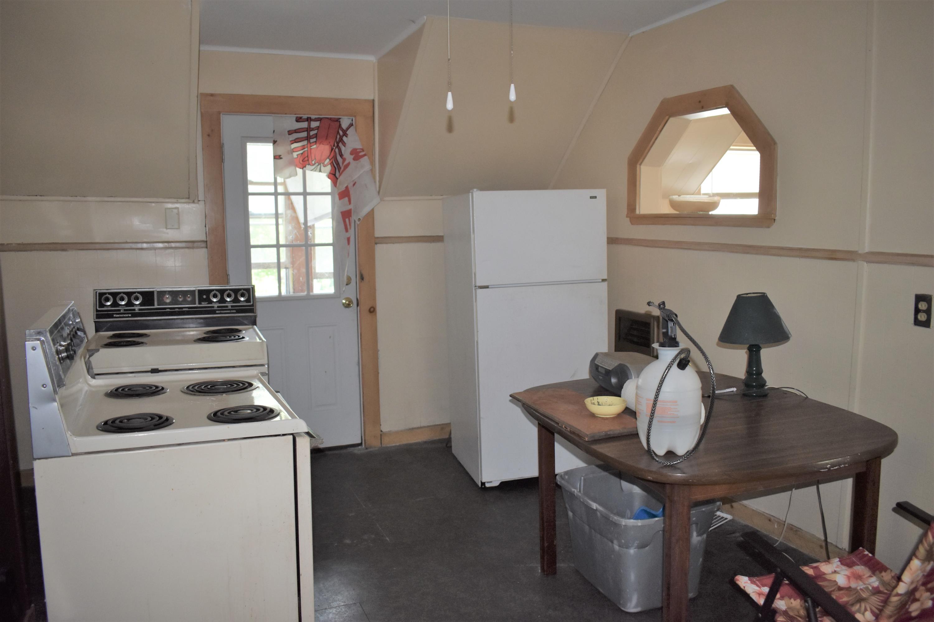 13 Lincoln Drive Lewiston ME 04240