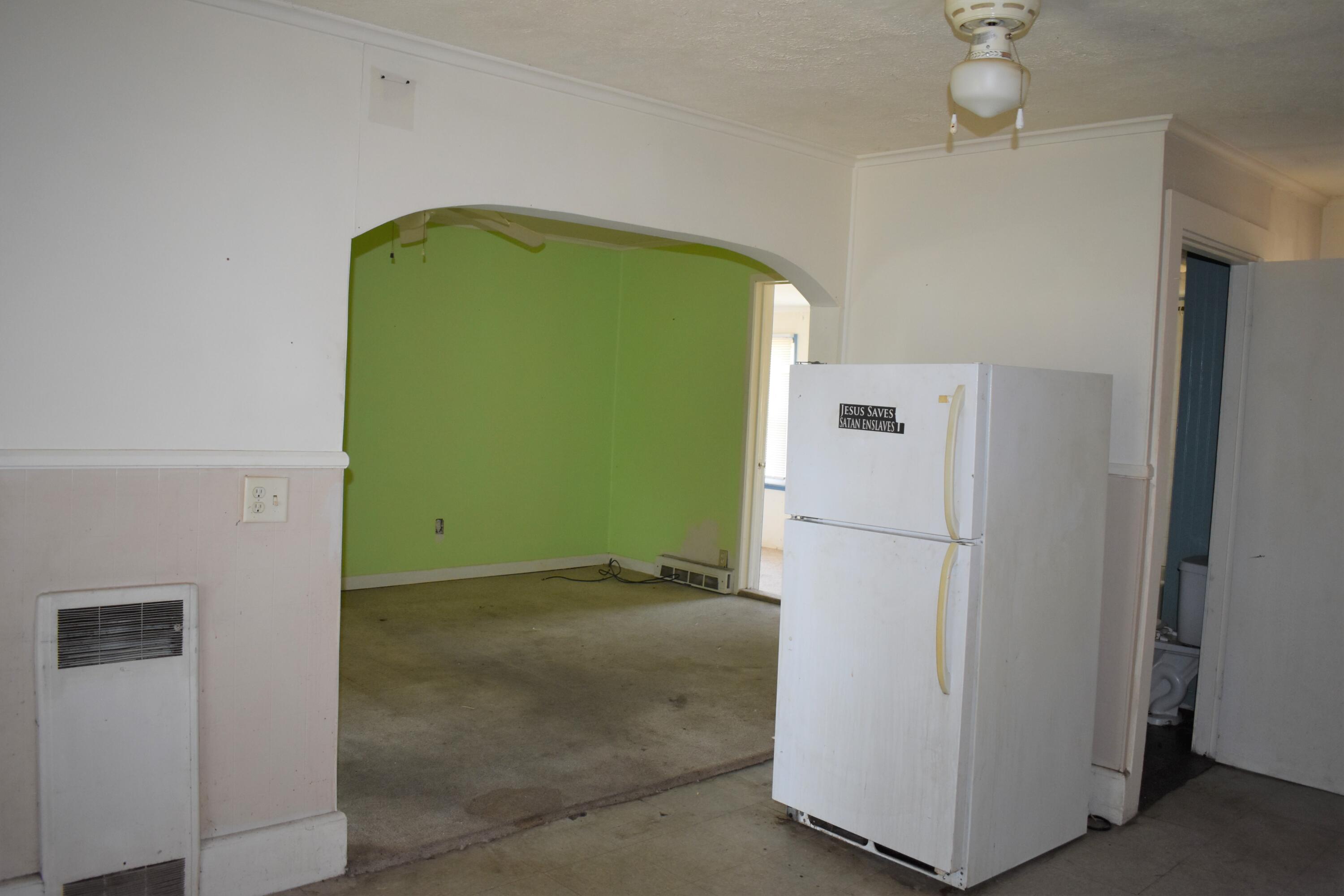 13 Lincoln Drive Lewiston ME 04240